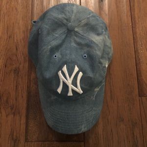 New York Yankees hat